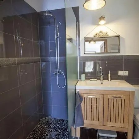Charming 2-room Flat Near Paris Apartment Nogent-sur-Marne